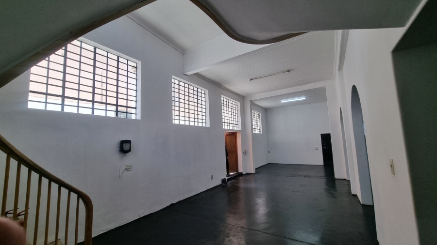 To Let Commercial Property for Rent in Woodstock Western Cape
